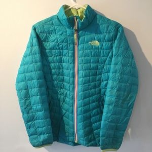 Girls thin North Face coat